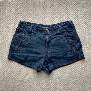 American Eagle Black Cargo-Style Shorts (Size 2)